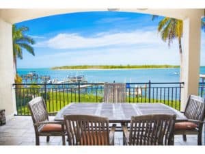 homes for sale in isle of capris